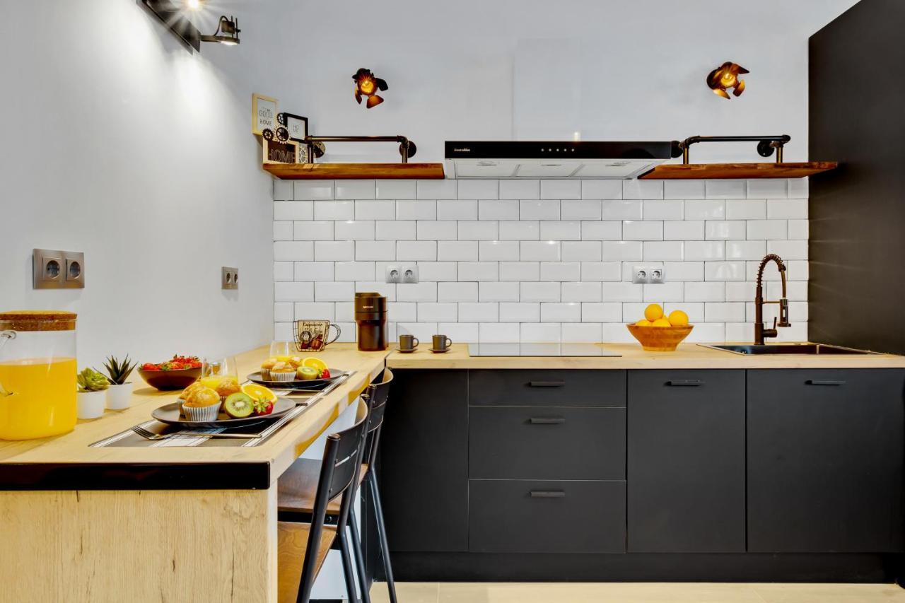 דירות מאלגה Bohemian Loft מראה חיצוני תמונה