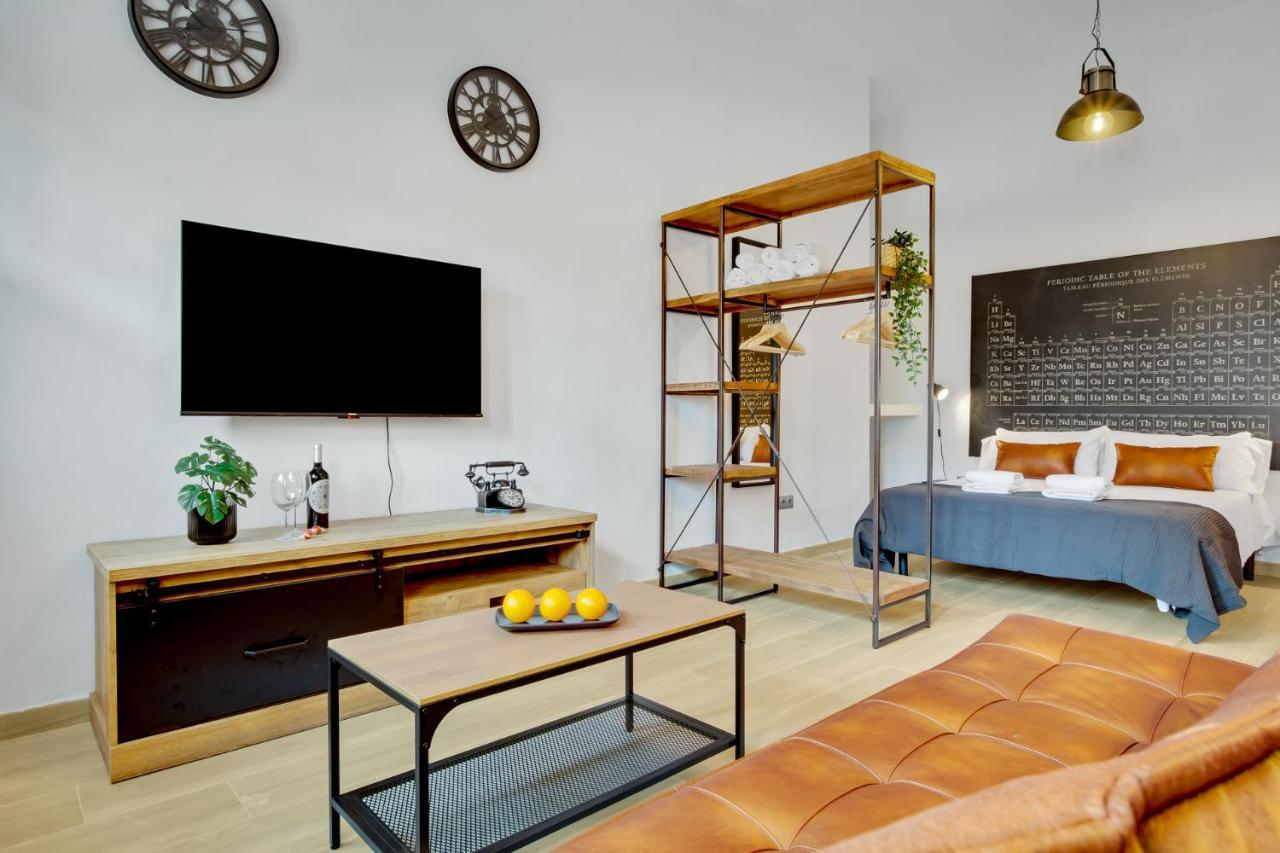 דירות מאלגה Bohemian Loft מראה חיצוני תמונה